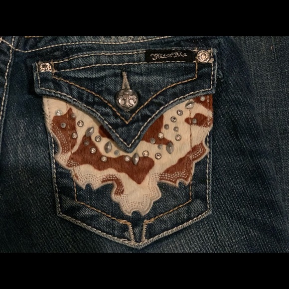 Like New Miss Me Boot Cut Jeans pants - Picture 6 of 7